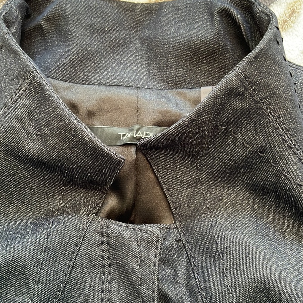 Gorgeous Tahari navy blue blazer size 10 - Picture 11 of 13